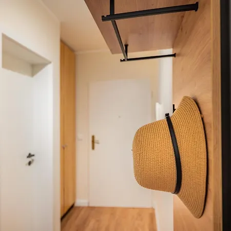 Residenz Waldschloesschen 3 Апартаменты *