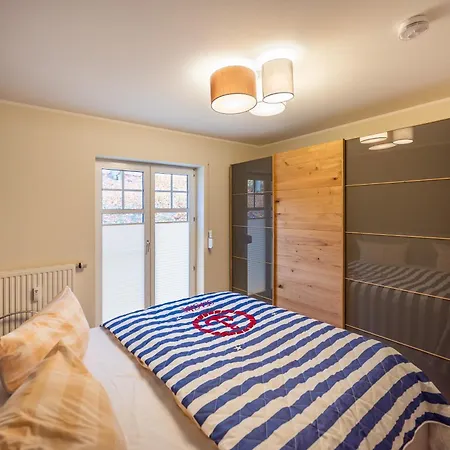 Residenz Waldschloesschen 3 Апартаменты Зеллин