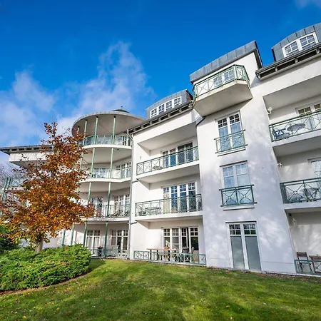 Residenz Waldschloesschen 3 *